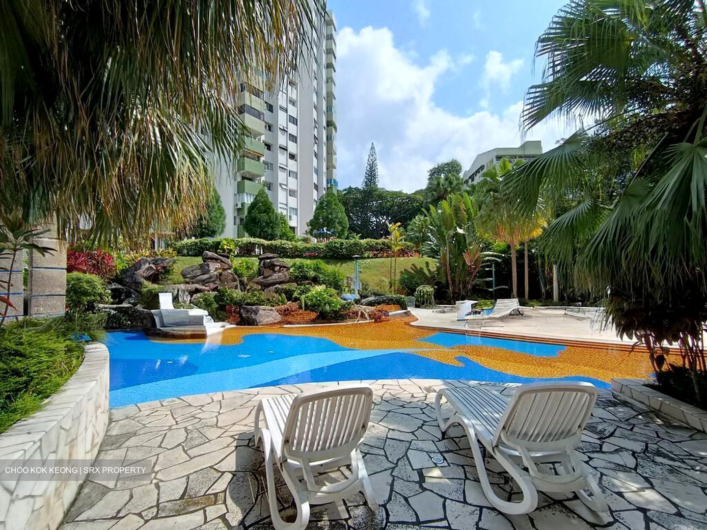 Pine Grove (D21), Condominium #503038371